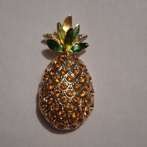 Sparkling Pineapple Brooch